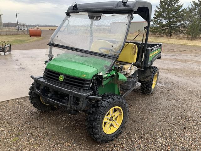 Image of John Deere Gator XUV 825i equipment image 2