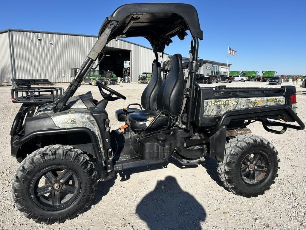 Image of John Deere Gator XUV 825i Primary image