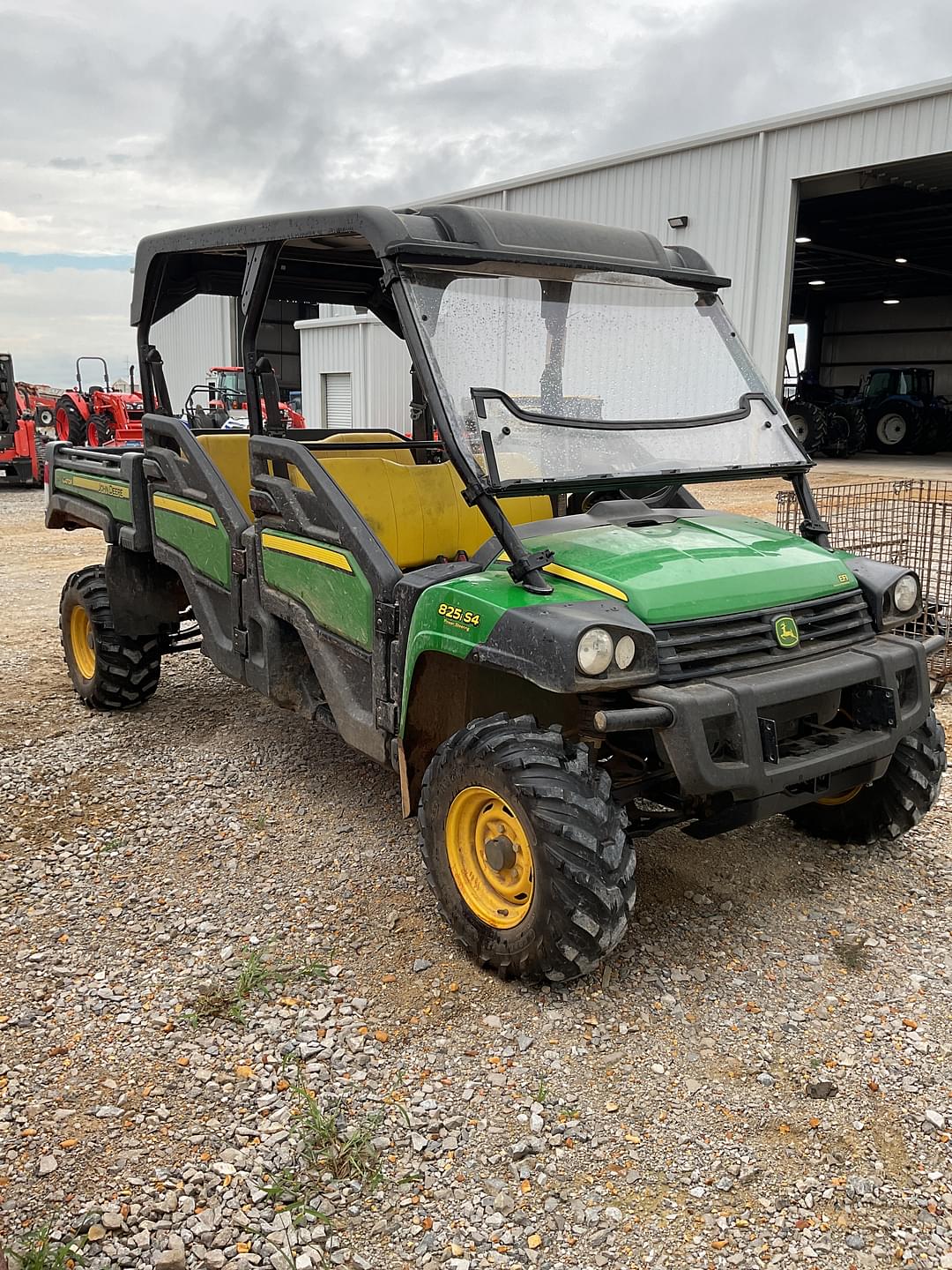 Image of John Deere Gator XUV 825i S4 Image 0