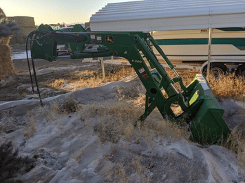 Main image John Deere H240