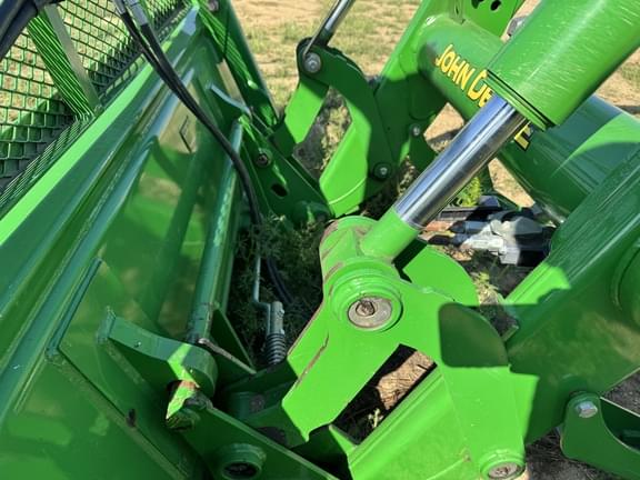 Image of John Deere H360 equipment image 2