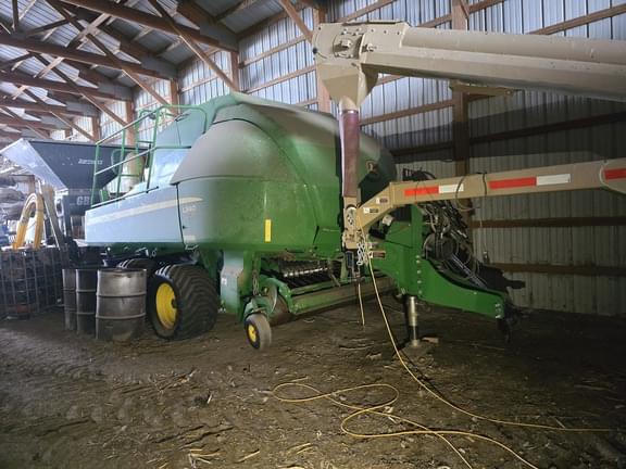 Image of John Deere L340 Primary image
