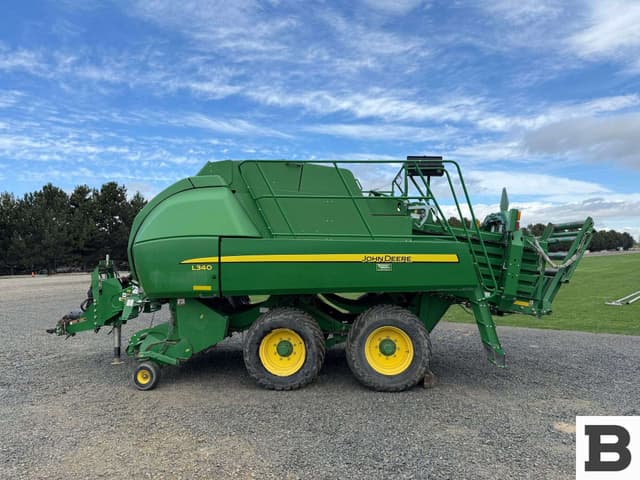 Image of John Deere L340 equipment image 2