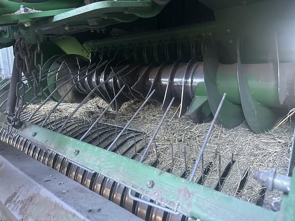 Image of John Deere L340 equipment image 3