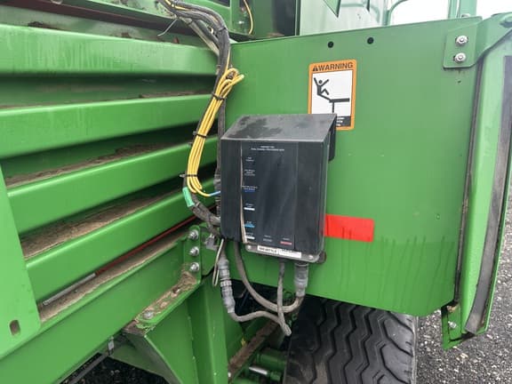 Image of John Deere L340 equipment image 4