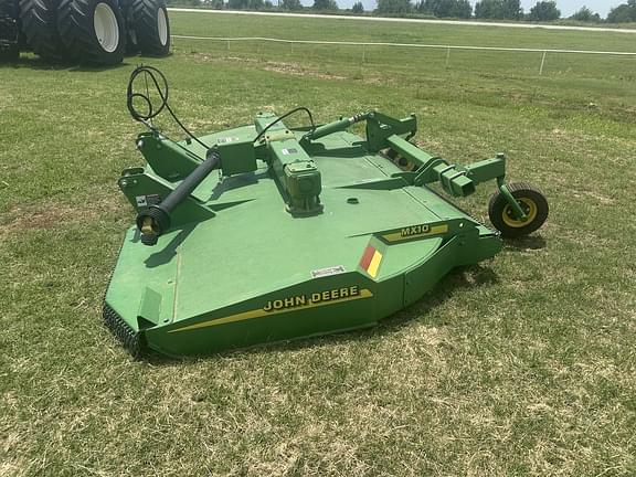 Image of John Deere MX10 equipment image 1