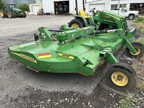 Image of John Deere MX10 equipment image 1