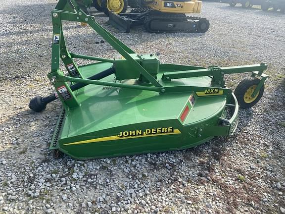 Image of John Deere MX5 Image 1