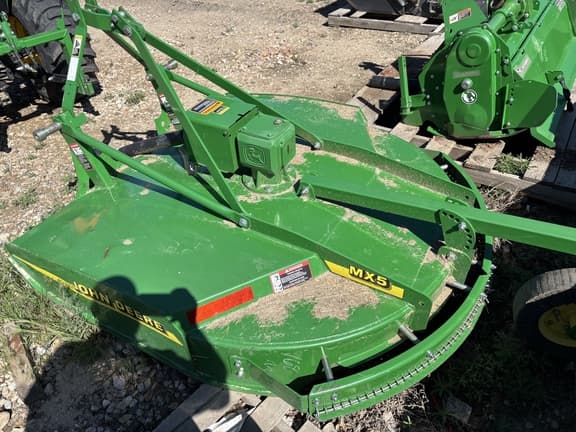 Image of John Deere MX5 equipment image 1