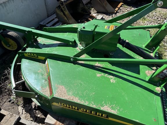 Image of John Deere MX5 equipment image 2