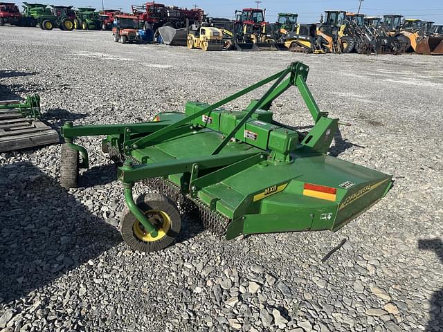 Image of John Deere MX8 equipment image 3