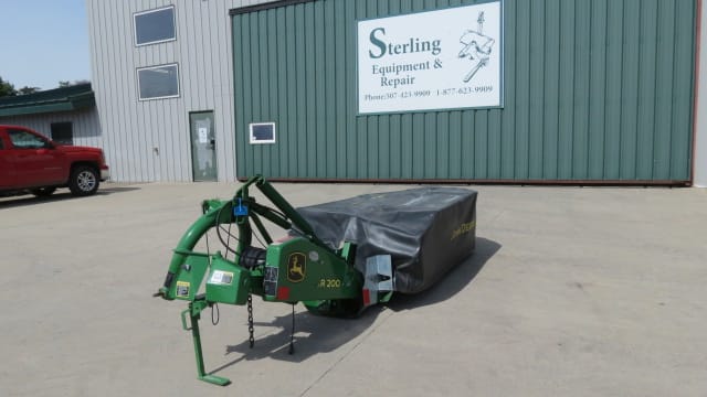 Main image John Deere R200