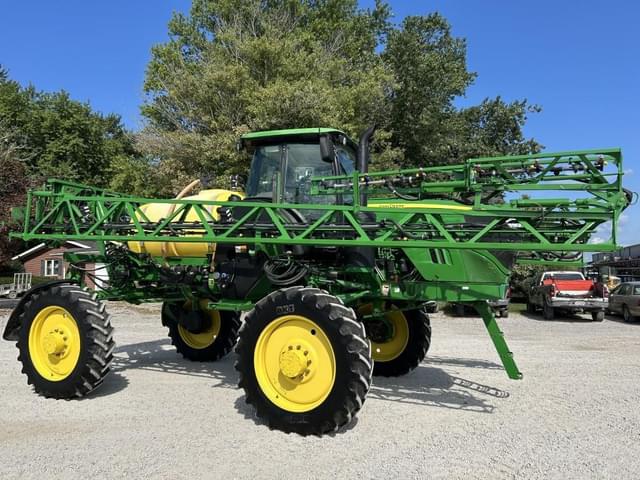 Image of John Deere R4023 equipment image 1