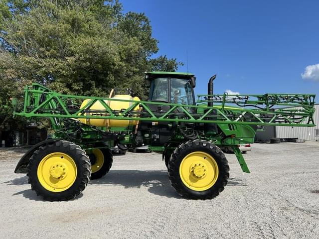 Image of John Deere R4023 equipment image 3