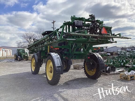 Image of John Deere R4030 equipment image 4