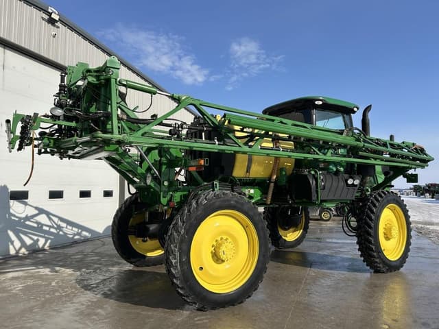 Image of John Deere R4030 equipment image 2