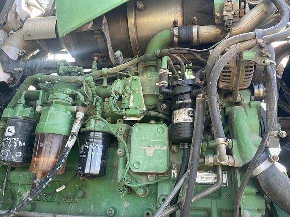 Image of John Deere R4030 equipment image 4