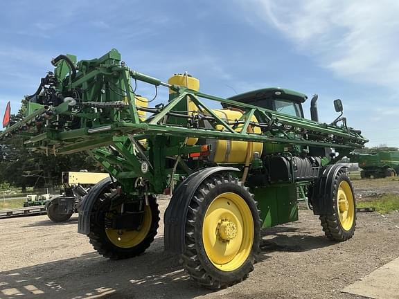 Image of John Deere R4030 equipment image 3