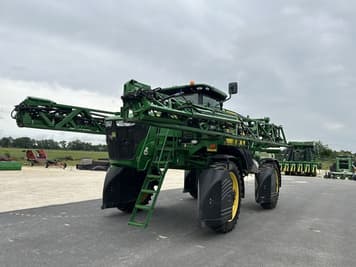 Main image John Deere R4030