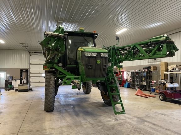 Main image John Deere R4030