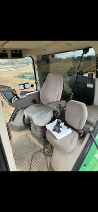 Image of John Deere R4030 equipment image 1