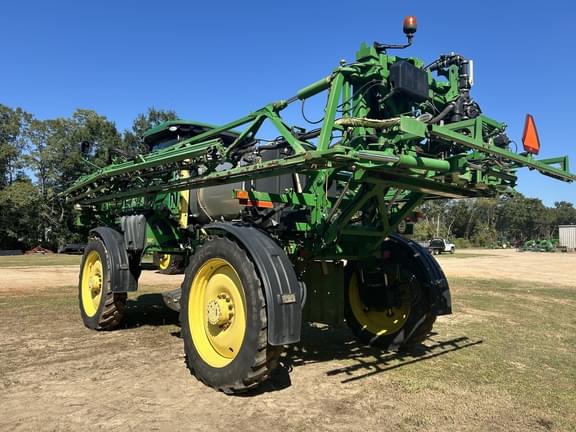 Image of John Deere R4030 equipment image 3