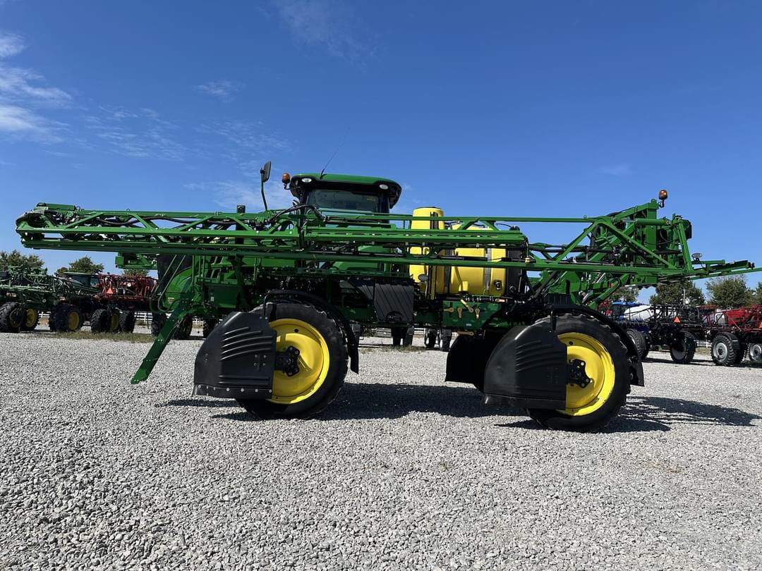 Image of John Deere R4030 Primary image