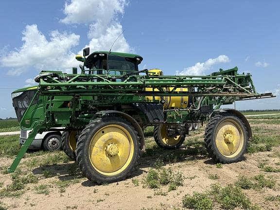 Image of John Deere R4030 Primary image