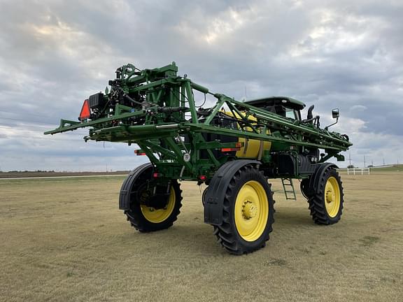 Main image John Deere R4030 6