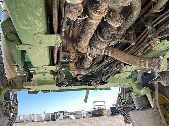 Image of John Deere R4030 equipment image 2