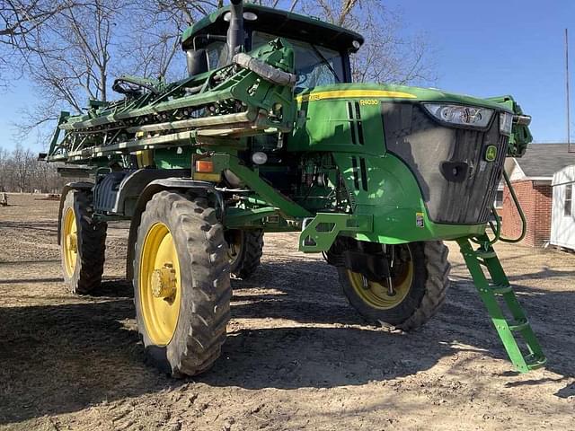 Image of John Deere R4030 equipment image 3