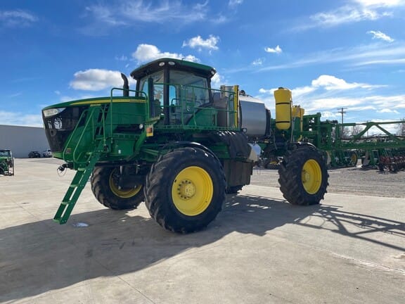 Main image John Deere R4038