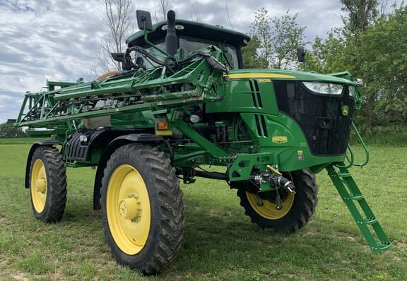 Main image John Deere R4038