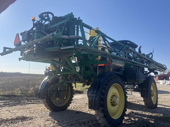 Image of John Deere R4038 equipment image 2