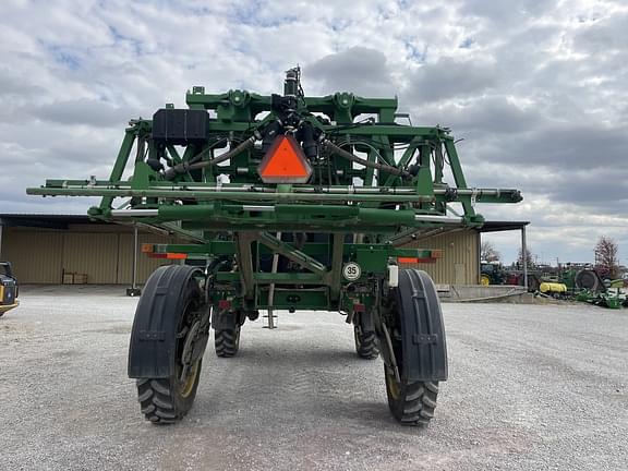 Image of John Deere R4038 equipment image 4