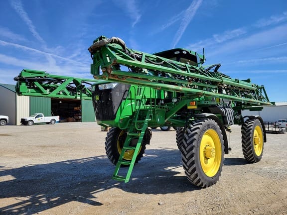 Main image John Deere R4038