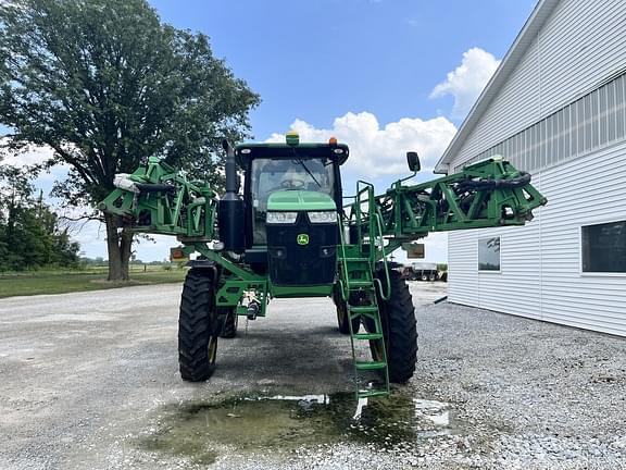 Image of John Deere R4038 equipment image 1