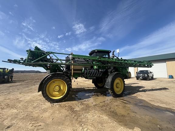 Image of John Deere R4038 equipment image 2