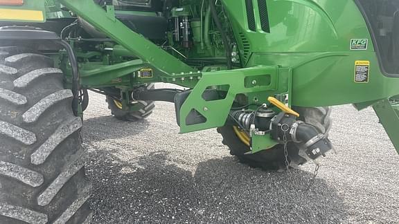 Image of John Deere R4038 equipment image 4