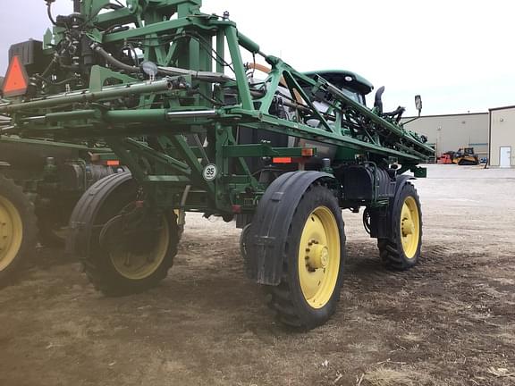 Image of John Deere R4038 equipment image 3