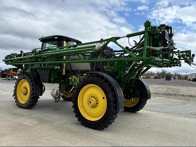 Image of John Deere R4038 equipment image 3