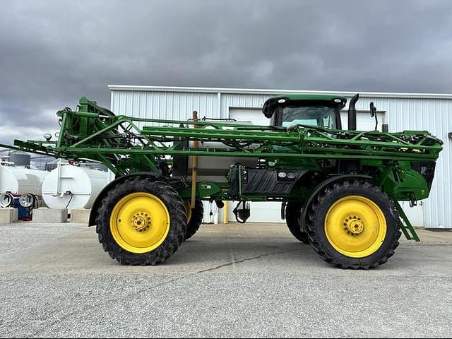 Image of John Deere R4038 equipment image 1
