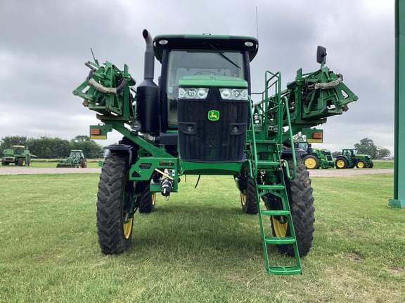 Image of John Deere R4038 equipment image 1