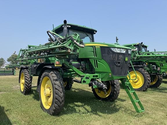 Image of John Deere R4038 equipment image 2