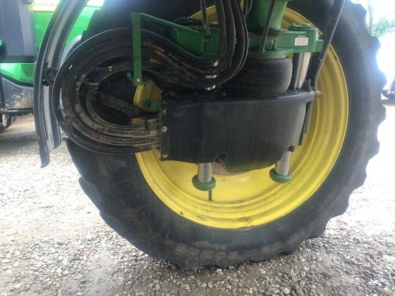 Image of John Deere R4038 equipment image 2