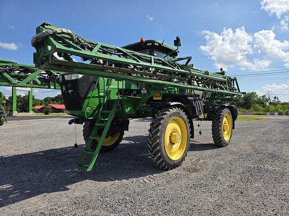 Image of John Deere R4038 equipment image 1