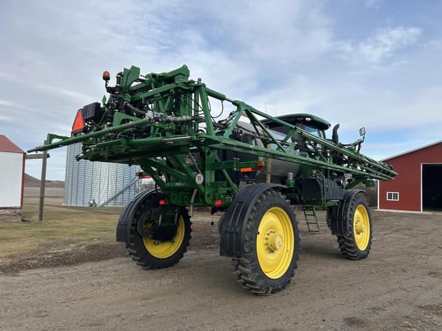 Image of John Deere R4038 equipment image 4