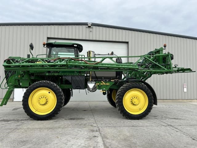 Image of John Deere R4038 equipment image 2