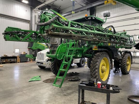 Image of John Deere R4038 Primary image