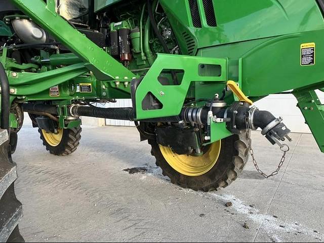 Image of John Deere R4038 equipment image 4